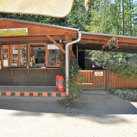Chatový Areál Atlas Stankov (Jindrichuv Hradec)