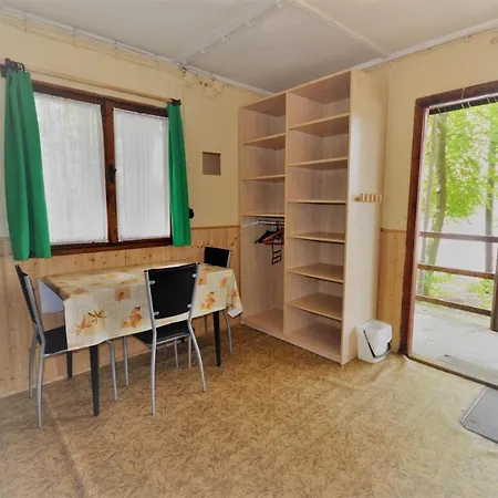 Chatový Areál Atlas Stankov (Jindrichuv Hradec)